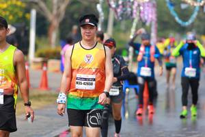 BIB: 42650
                            <button type="button" onclick="openModal(9918491)" class="btn btn-primary btn-sm float-right btn-popup" data-toggle="modal" data-target=".modal-high-quality">
                        <i class="fas fa-shopping-cart"></i> Add to Cart
                    </button>
                                            <button type="button" onclick="isThisMe(9918491, true)" class="btn btn-success btn-sm float-right btn-popup btn-isme hidden" data-toggle="tooltip" data-placement="bottom" title="นี่คือรูปของคุณใช่ไหม คลิกที่นี่เพื่อเอาเข้าอัลบั้ม">
                        <i class="fas fa-plus"></i> Add to album
                    </button>
                    <button type="button" onclick="isThisMe(9918491, false)" class="btn btn-warning btn-sm float-right btn-popup btn-isnotme hidden">
                        <i class="fas fa-ban"></i> Remove from album
                    </button>